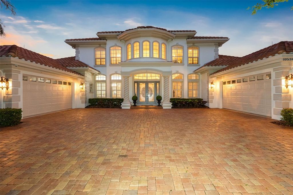 Photo of 10534 Pontofino Circle, Trinity, FL 34655 (MLS # TB8418532)