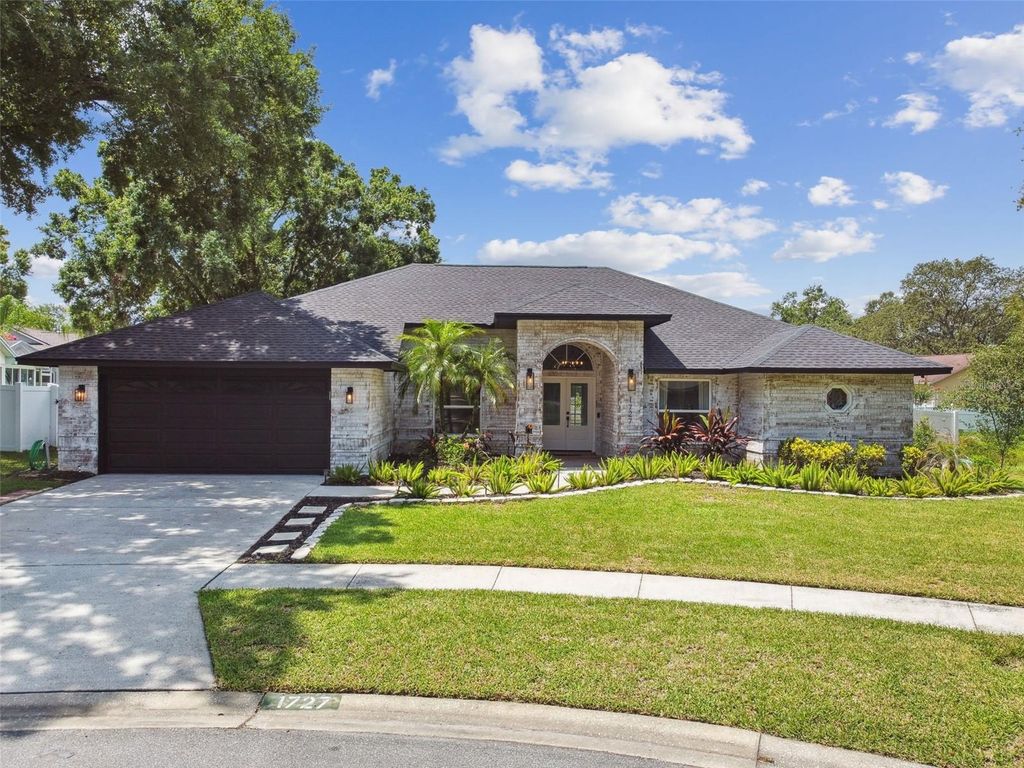 Photo of 1727 Woodpond Way, Lutz, FL 33559 (MLS # TB8373050)