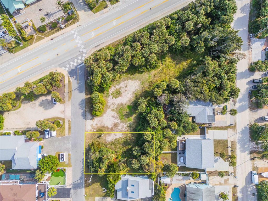 Photo of 833 Maralyn Avenue, New Smyrna Beach, FL 32169 (MLS # NS1087017)