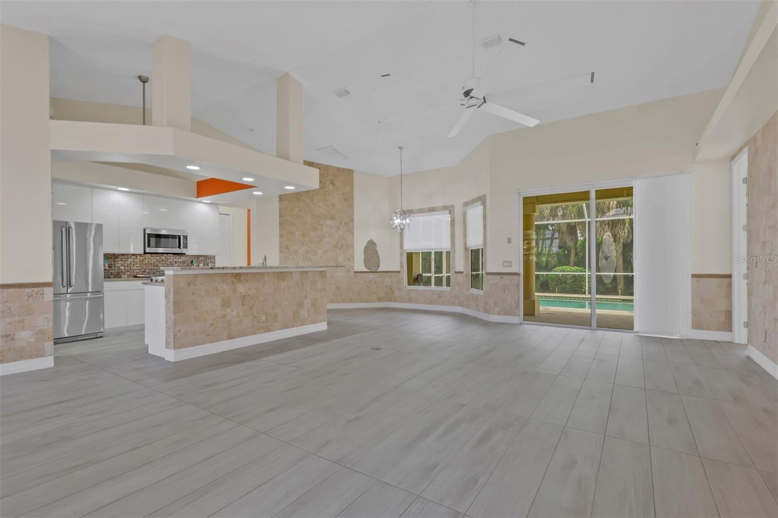 8596 SOUTHWIND BAY CIRCLE