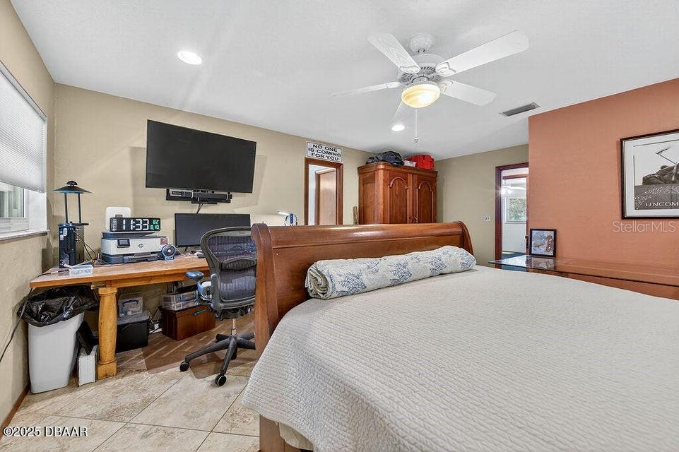 SEYMOUR UNREC 251 6430 06 - Residential