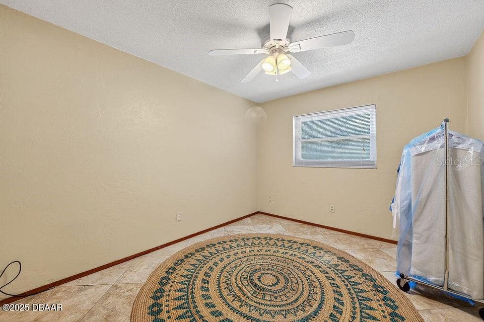 SEYMOUR UNREC 251 6430 06 - Residential