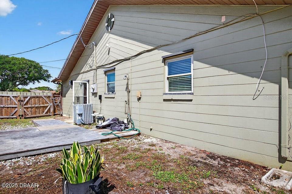 SEYMOUR UNREC 251 6430 06 - Residential