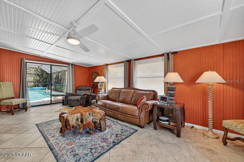 SEYMOUR UNREC 251 6430 06 - Residential