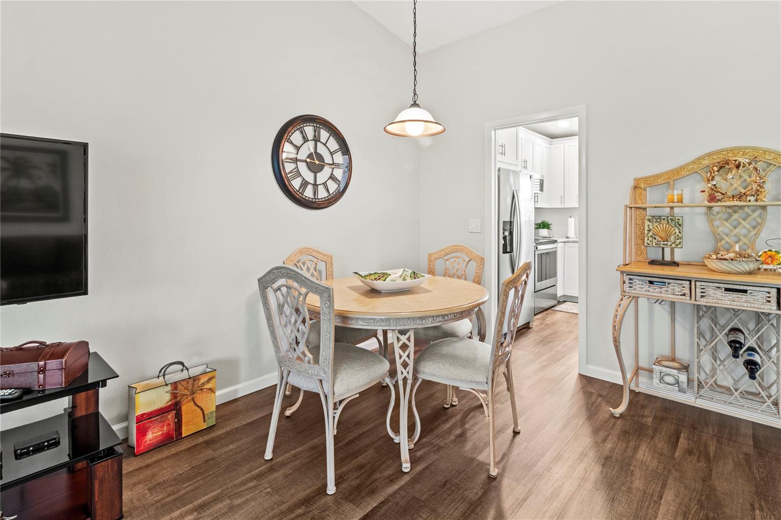 CORTEZ VILLAS CONDO 11 PH B - Residential