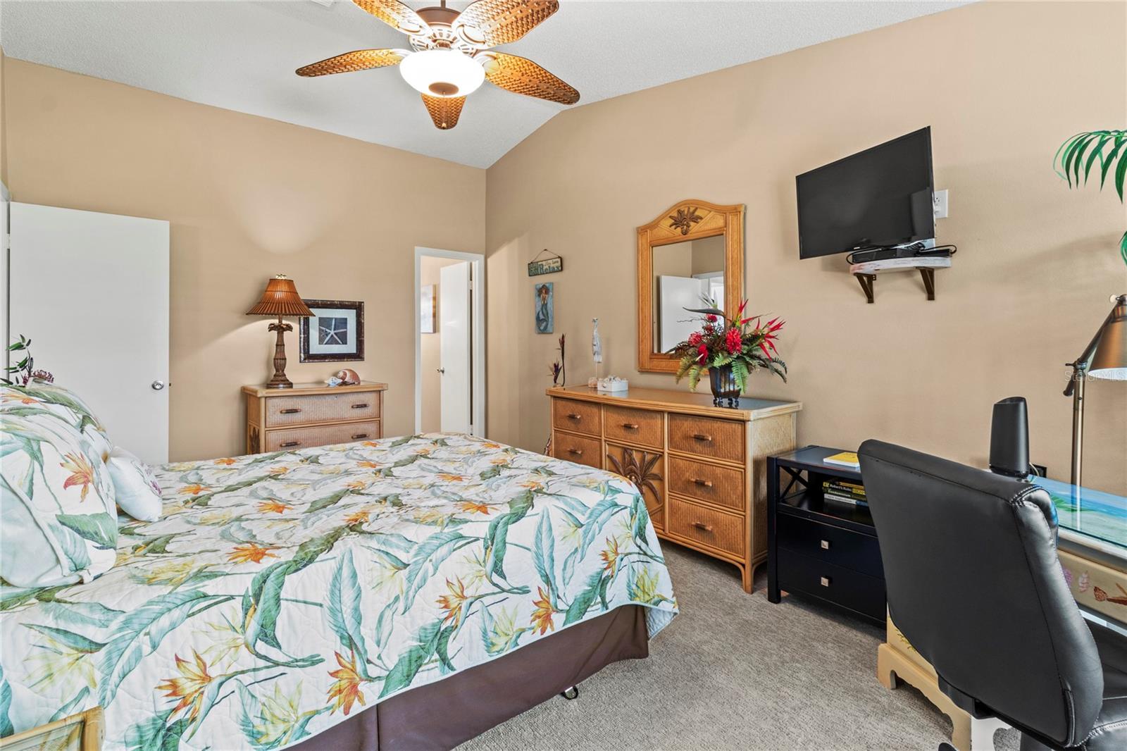 CORTEZ VILLAS CONDO 11 PH B - Residential