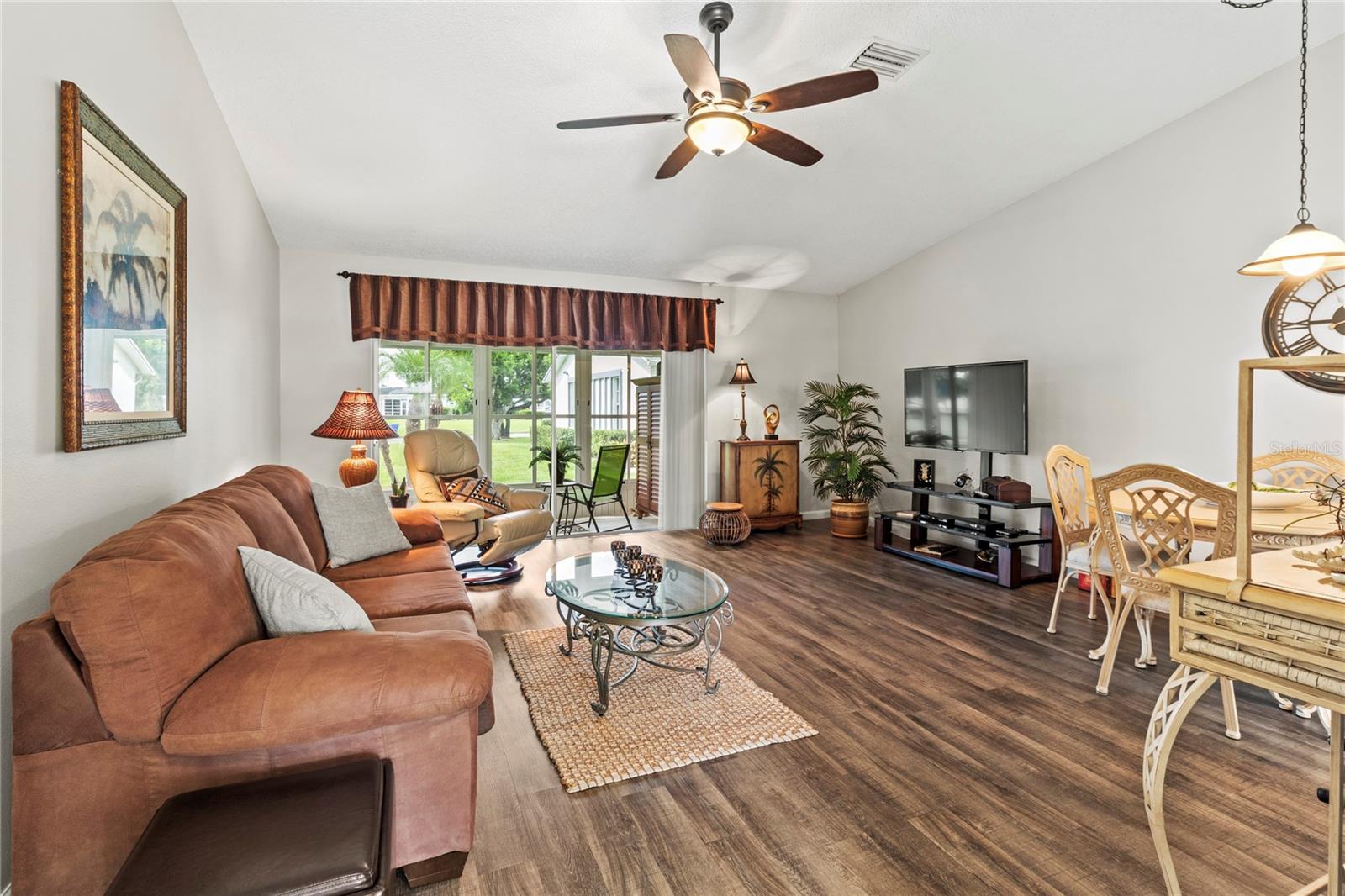 CORTEZ VILLAS CONDO 11 PH B - Residential