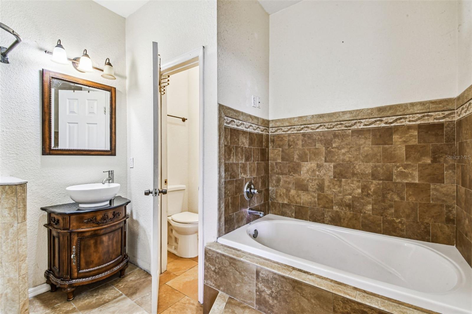 COTTERS SPRING HILL SUB ADD - Residential