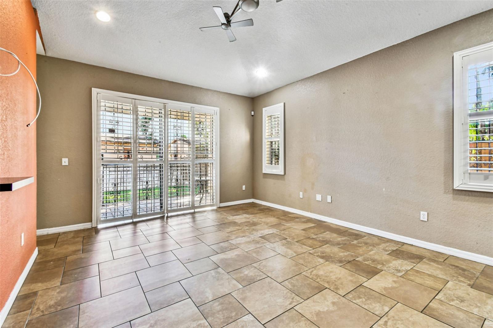 COTTERS SPRING HILL SUB ADD - Residential