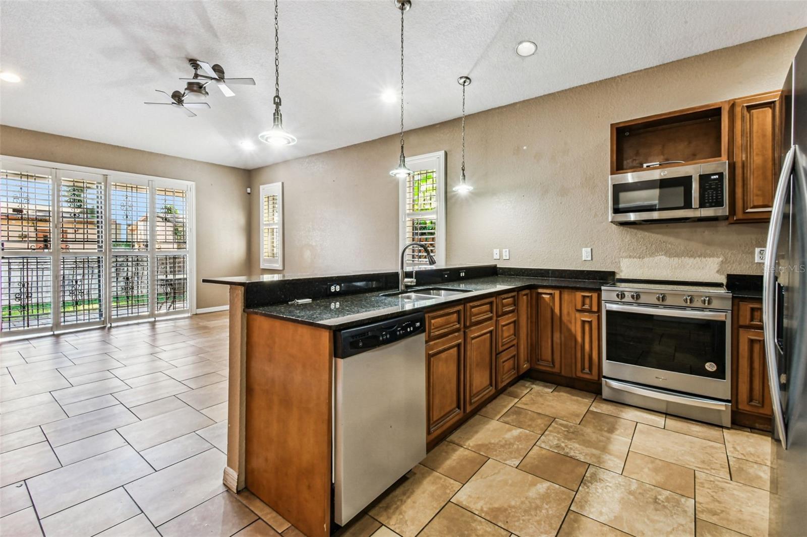 COTTERS SPRING HILL SUB ADD - Residential