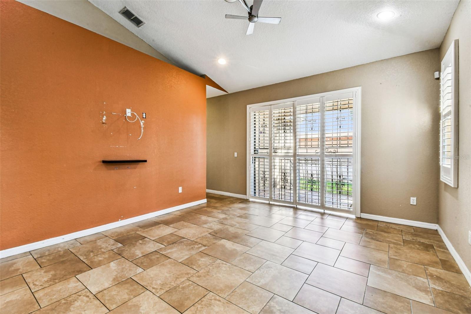 COTTERS SPRING HILL SUB ADD - Residential