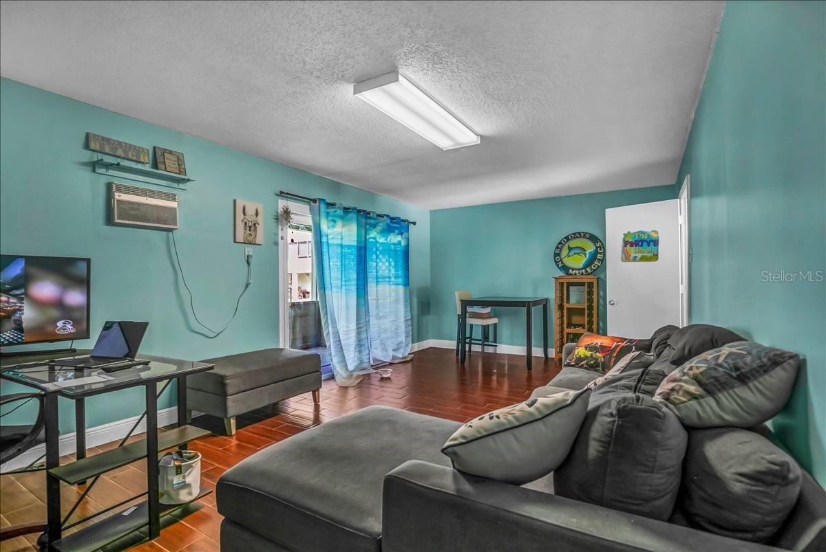 CURLEW LANDINGS - Residential