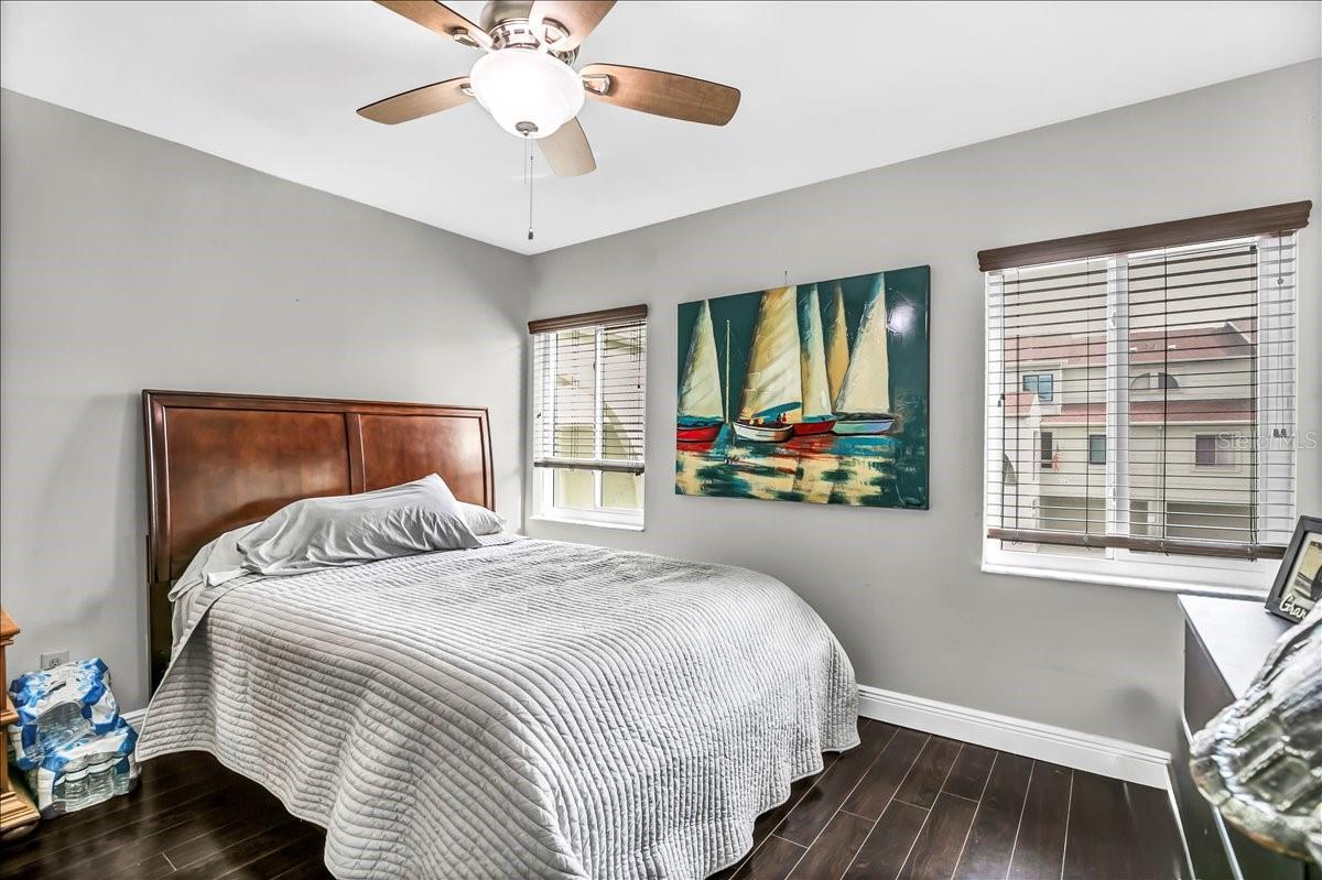 CURLEW LANDINGS - Residential