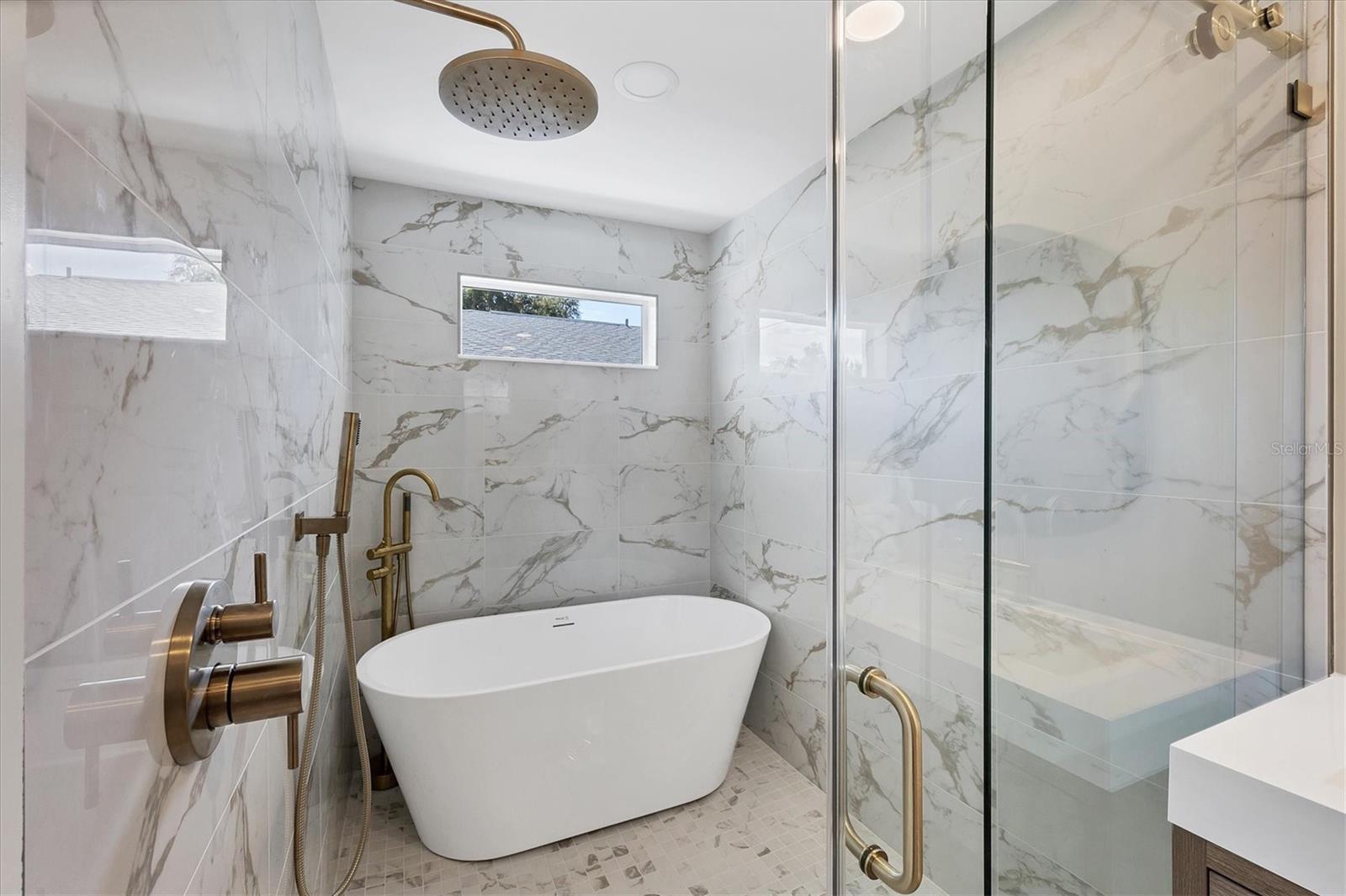 SOUTH GATE - Residential Lease