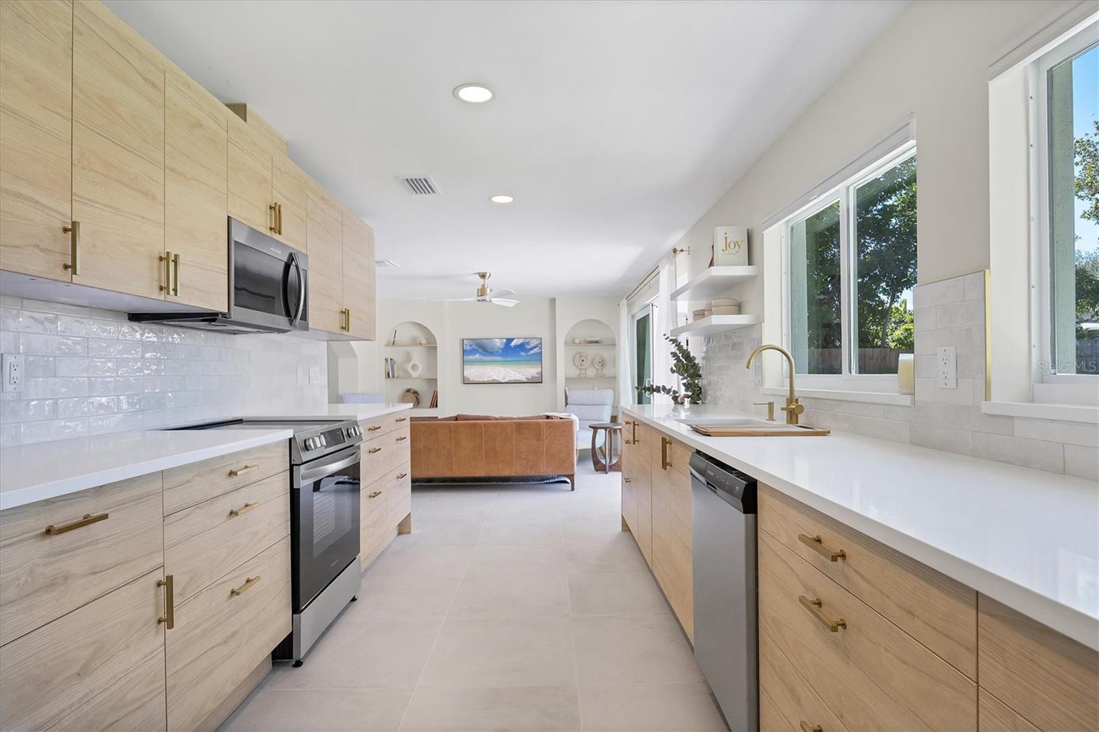 SOUTH GATE - Residential Lease