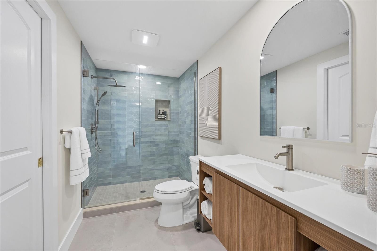 SOUTH GATE - Residential Lease