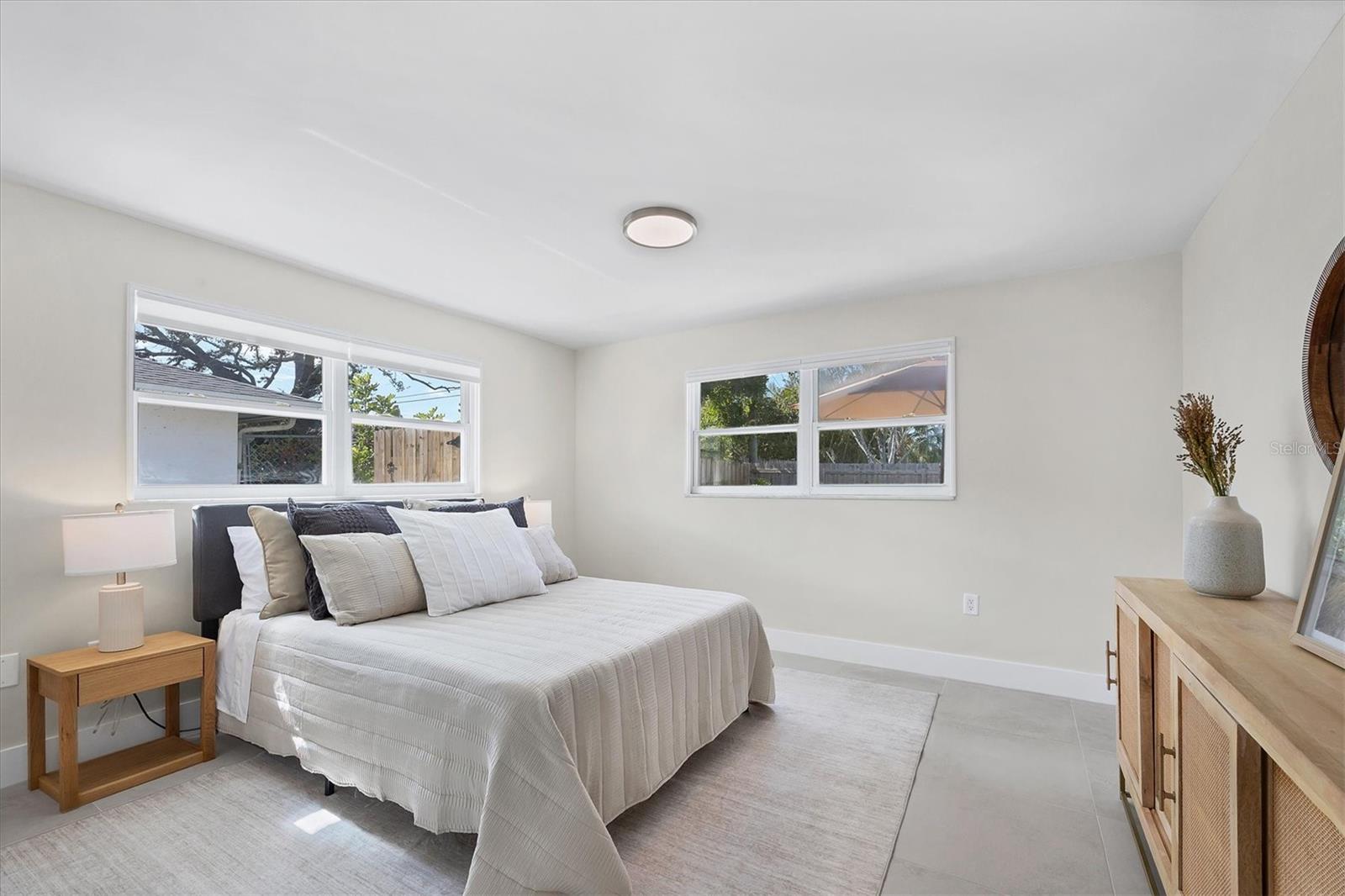 SOUTH GATE - Residential Lease