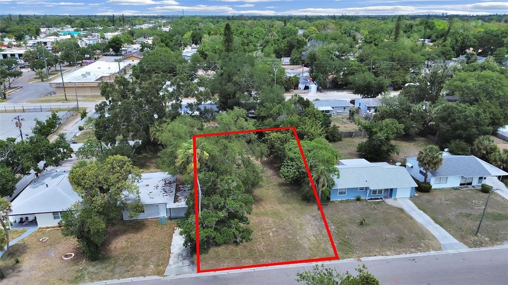 Photo of 4801 21st Avenue S, St Petersburg, FL 33711 (MLS # TB8500406)