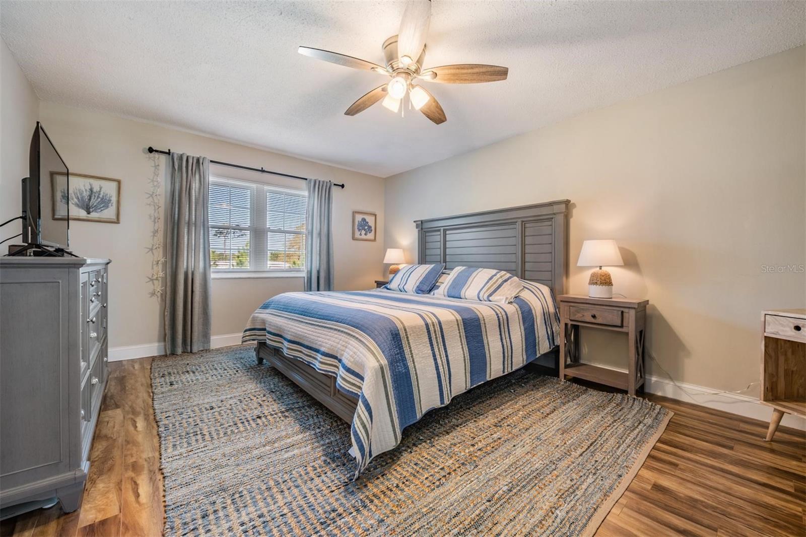 BELLEAIR FOREST - Residential