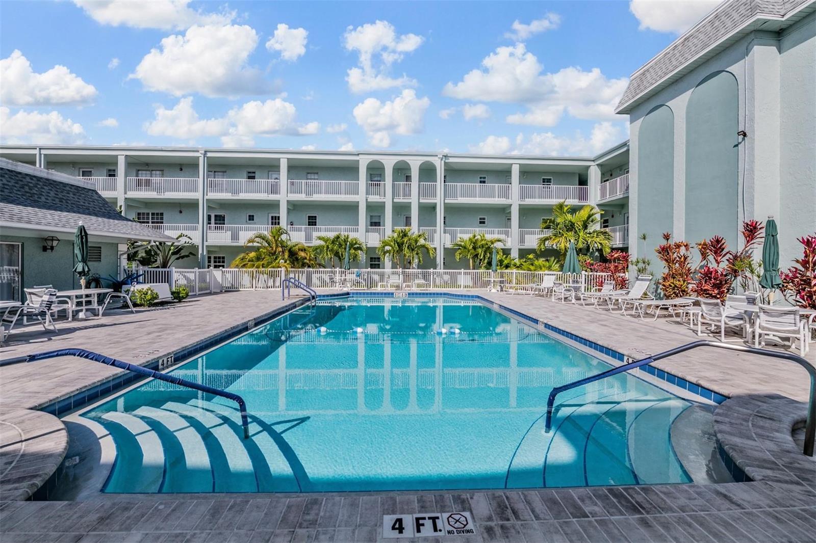 BELLEAIR FOREST - Residential