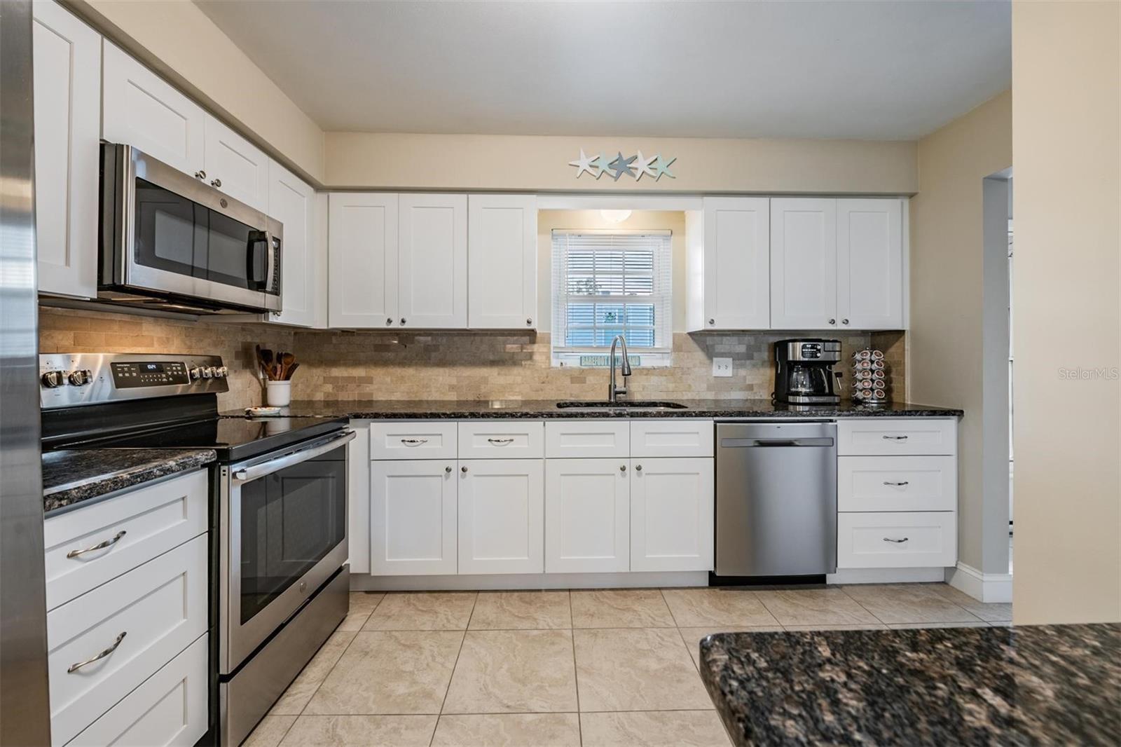 BELLEAIR FOREST - Residential