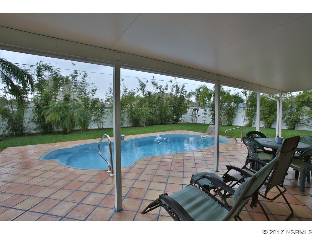 Florida Shores 01 - Residential