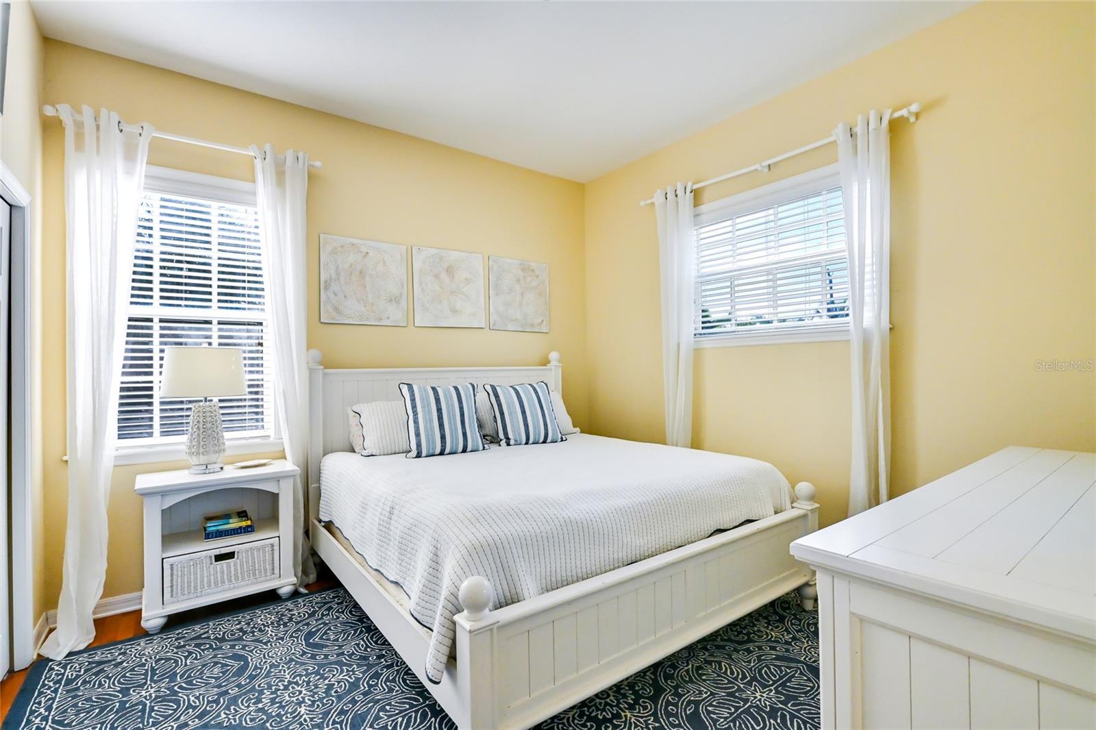 ISLAND SUN & BEACH - Residential