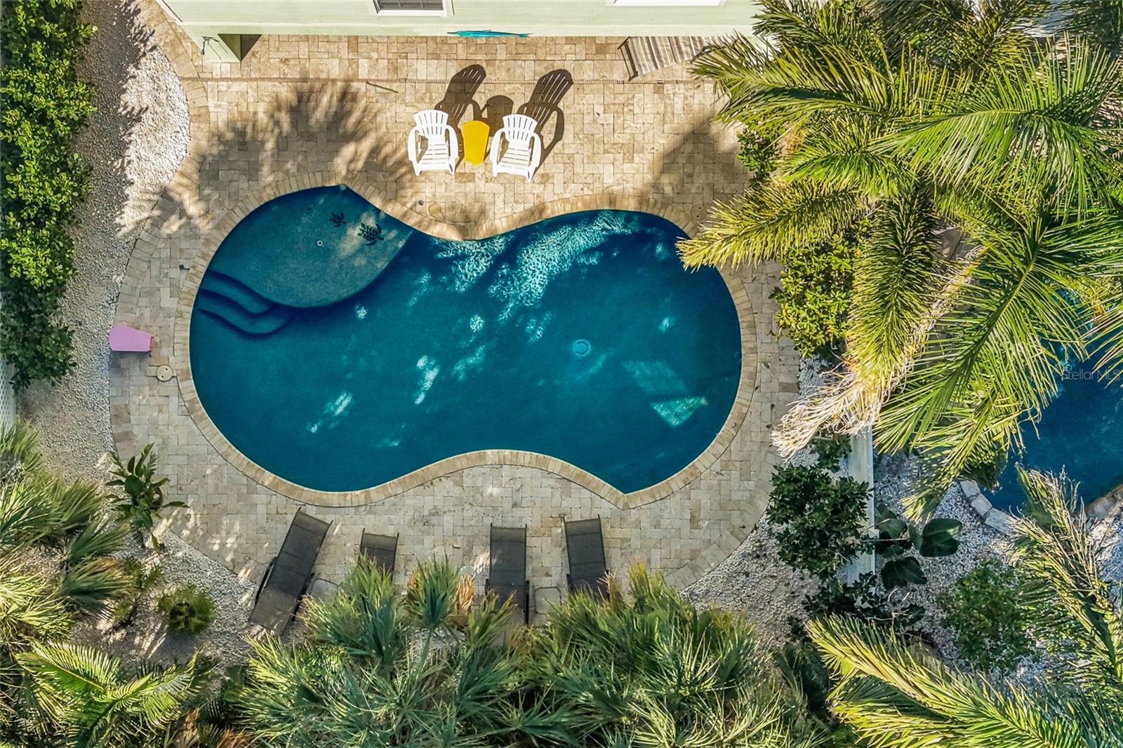 ISLAND SUN & BEACH - Residential