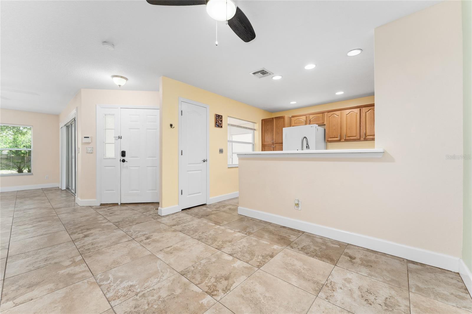 OAK TREE GARDENS TWNHMS - Residential