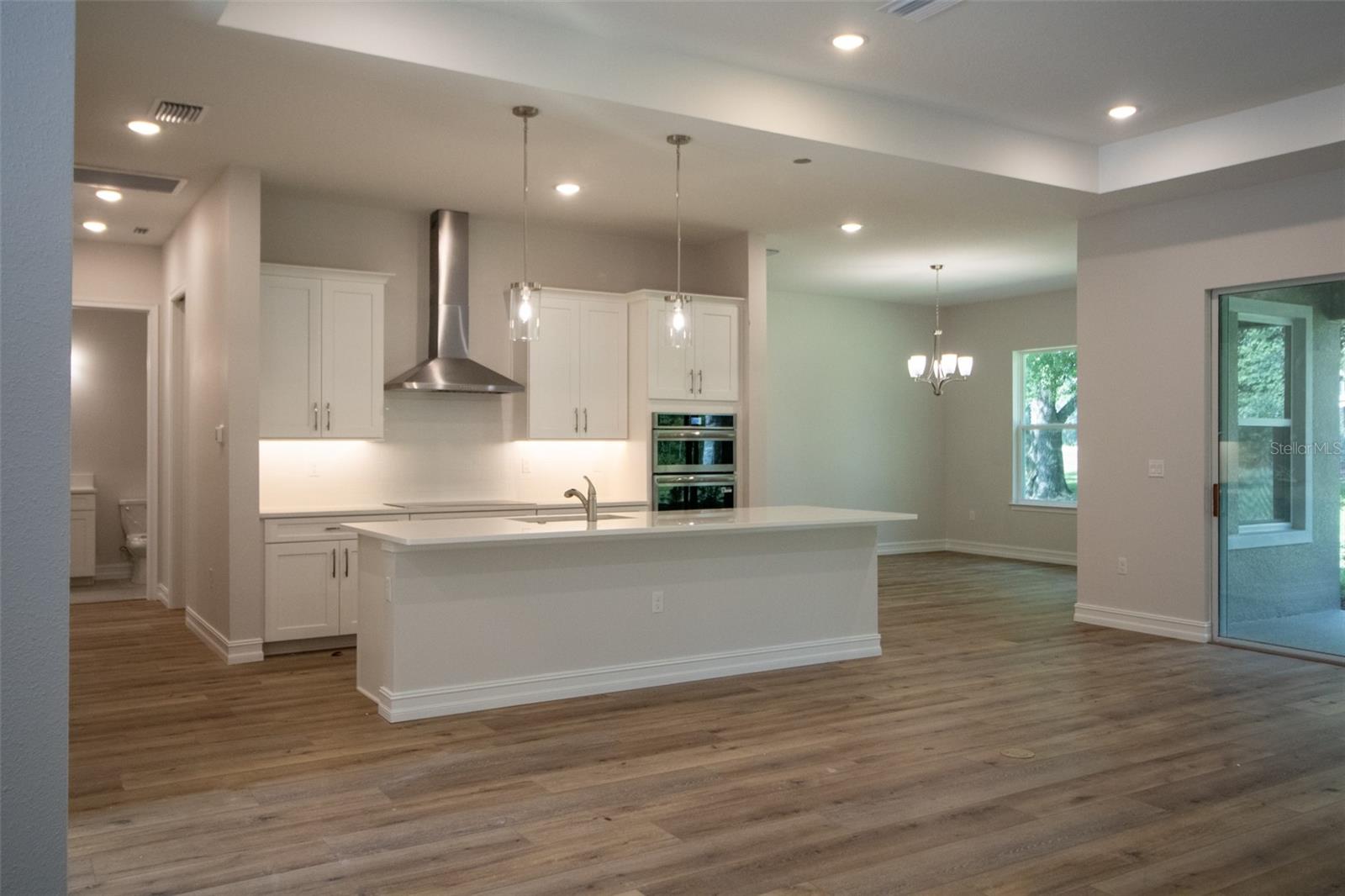 3030 W BERMUDA DUNES DRIVE