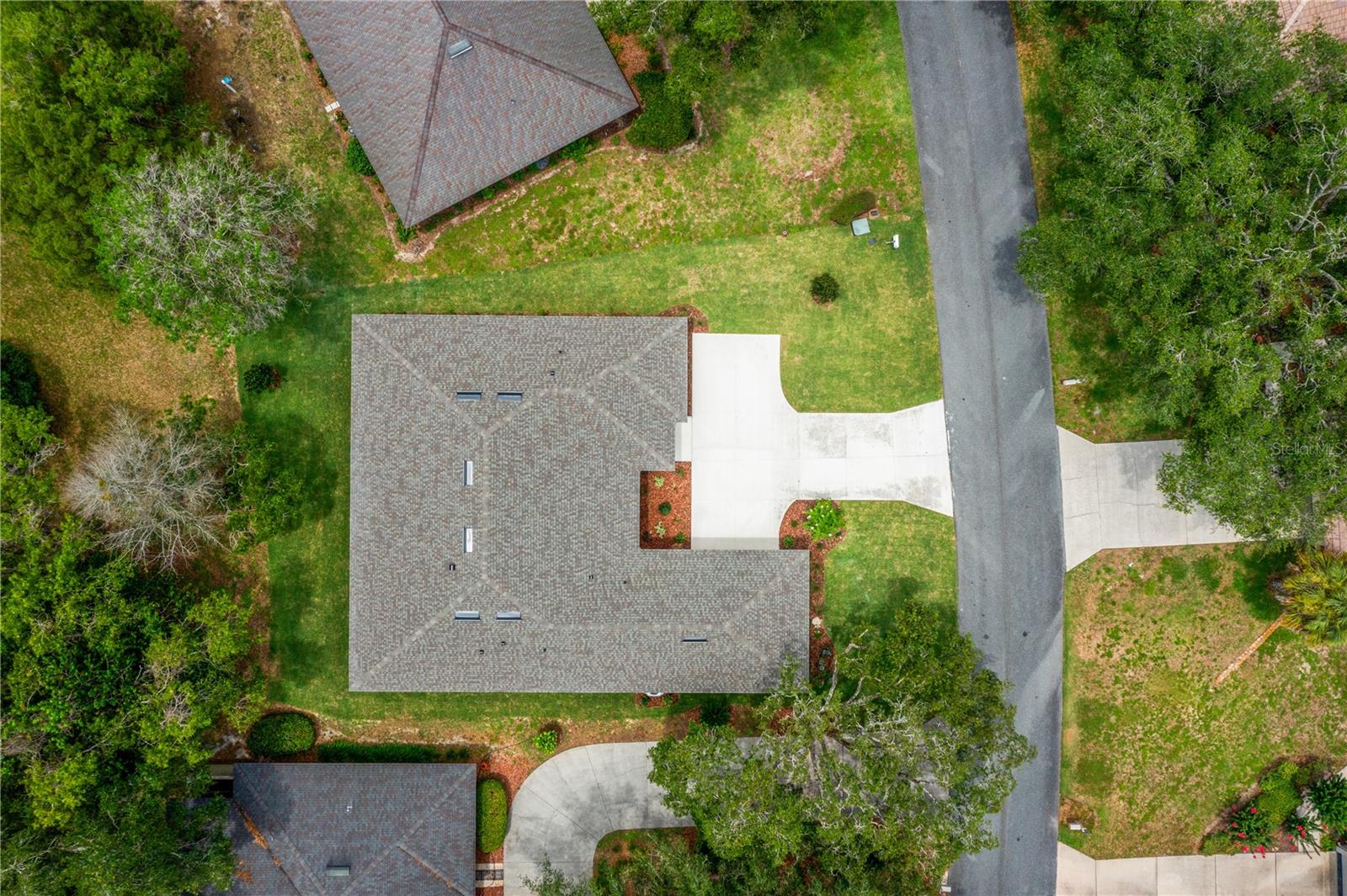 3030 W BERMUDA DUNES DRIVE