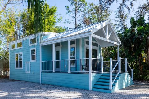 A home in LAND O LAKES