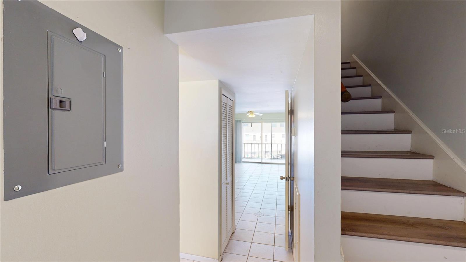 SLEEPY HARBOUR APTS CONDO - Residential