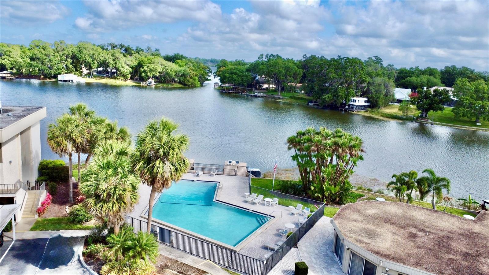 SLEEPY HARBOUR APTS CONDO - Residential