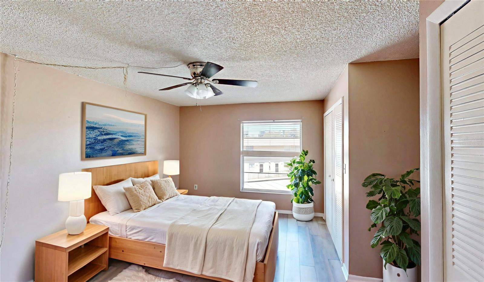 SLEEPY HARBOUR APTS CONDO - Residential