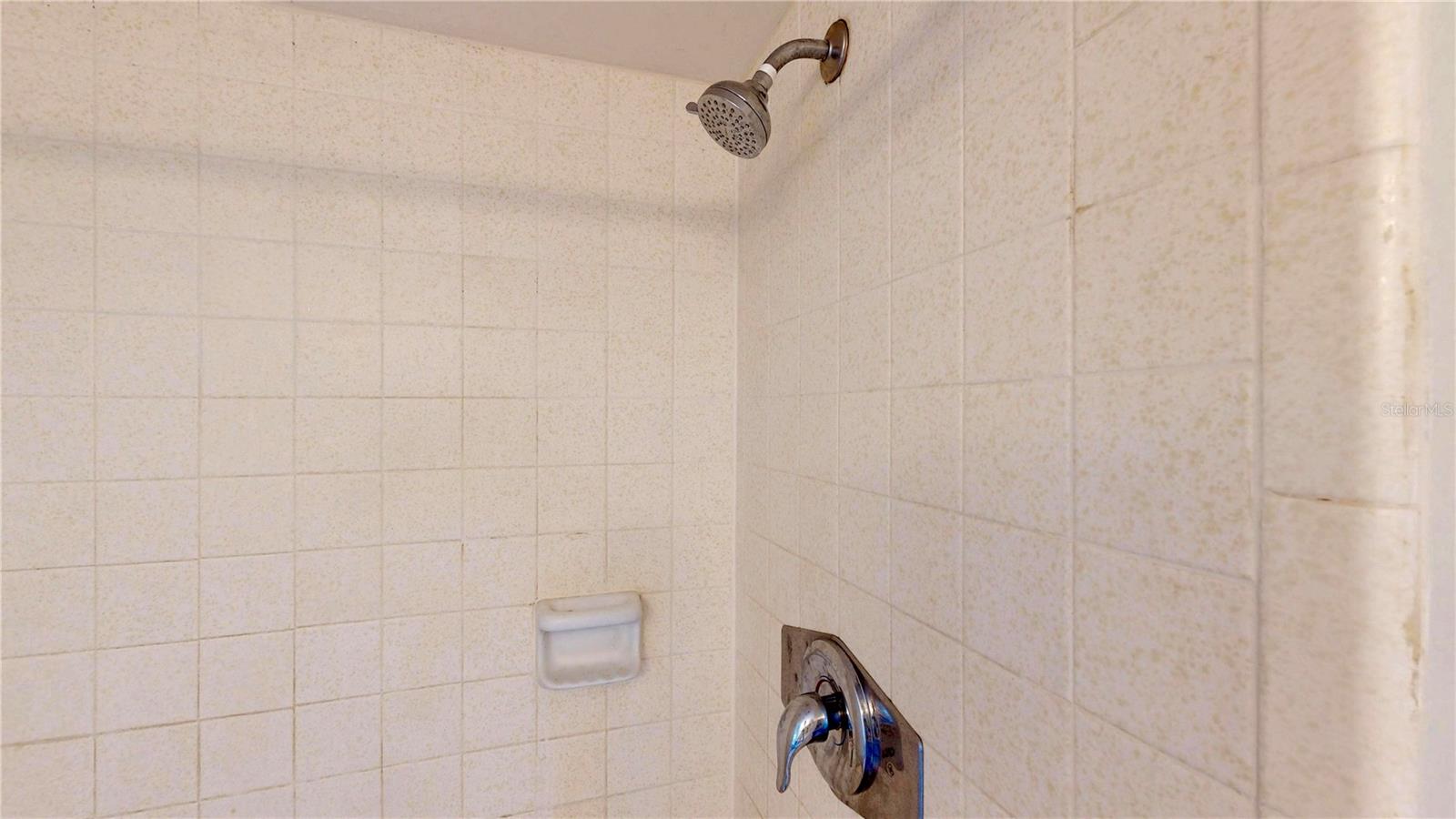 SLEEPY HARBOUR APTS CONDO - Residential