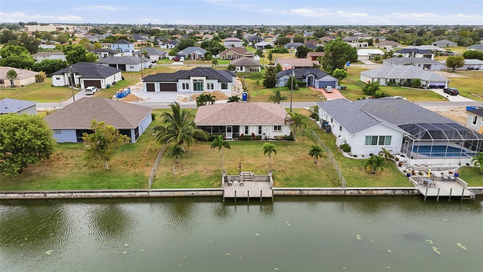 CAPE CORAL - Residential