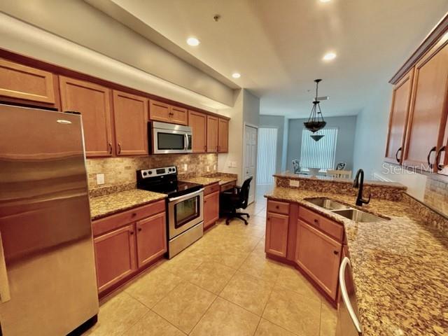 ISLES/PALMER RANCH PH - Residential Lease