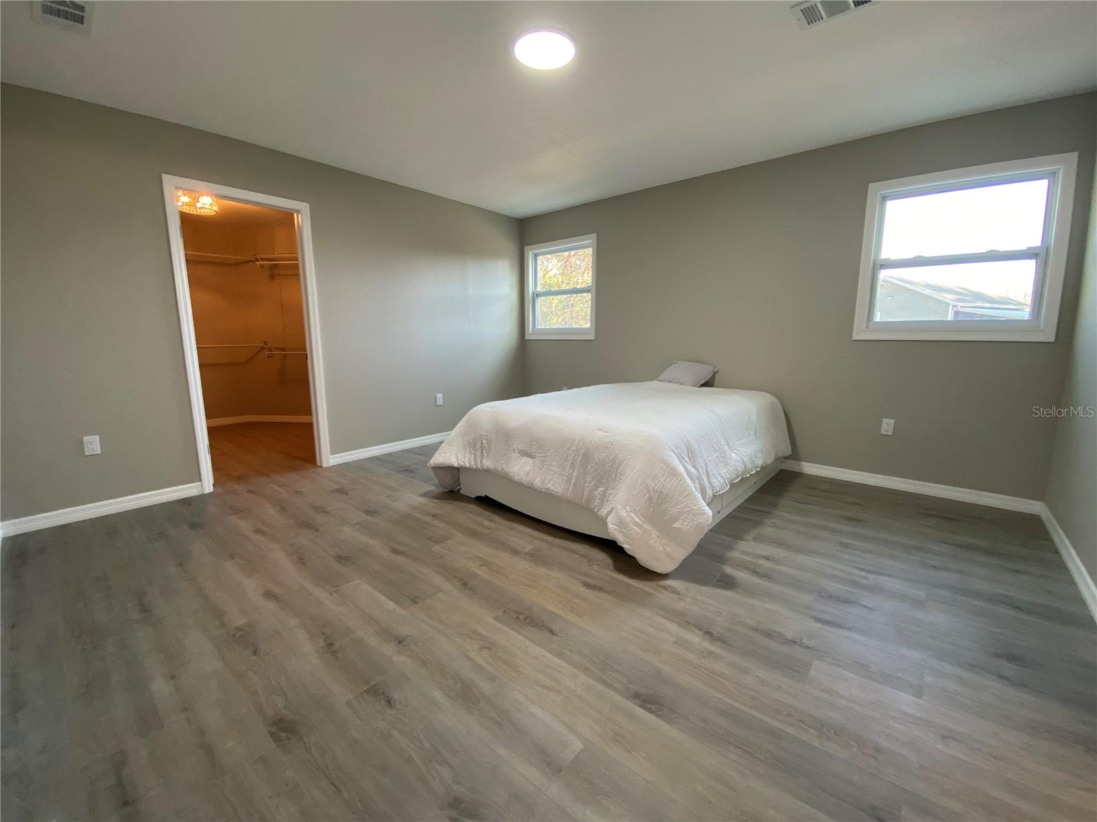 MOON LAKE ESTATES - Residential