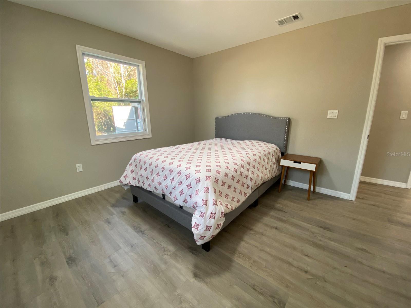 MOON LAKE ESTATES - Residential