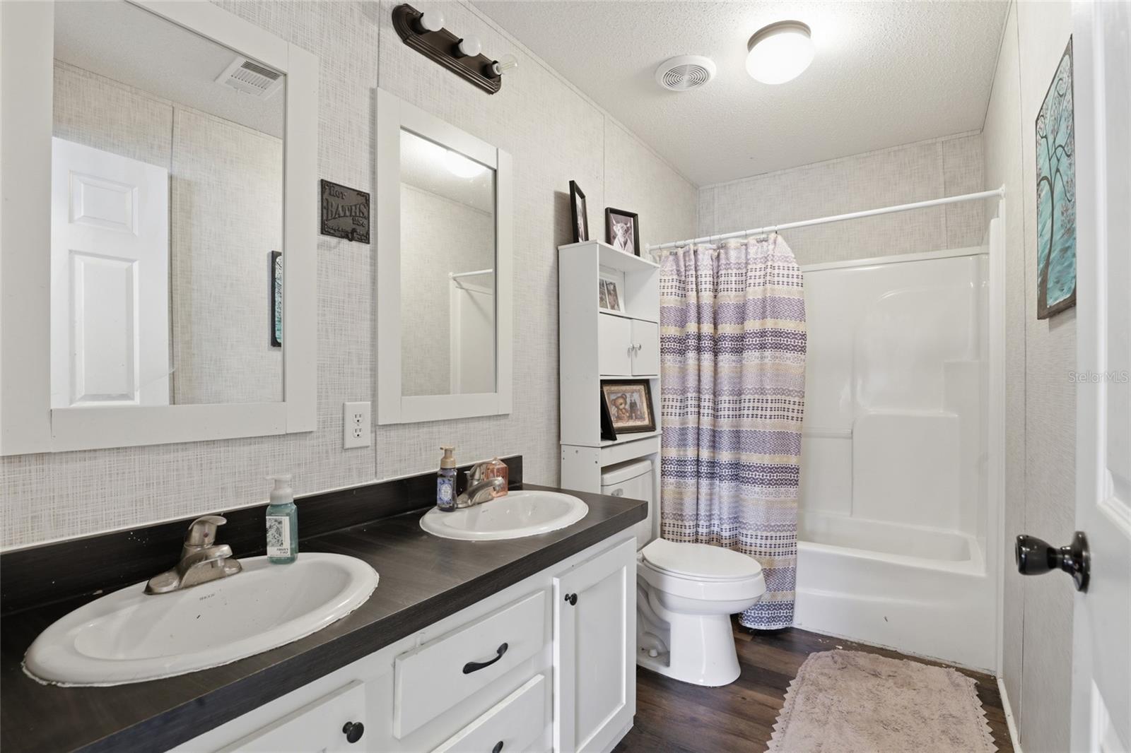 CROSS ROADS SUB - Residential