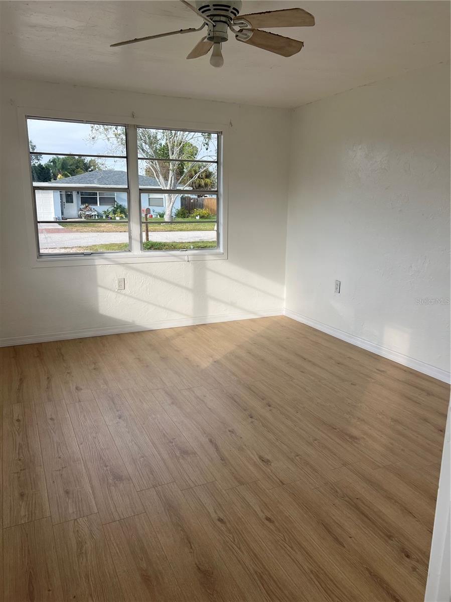 LAS LOMAS DE SARASOTA - Residential Lease