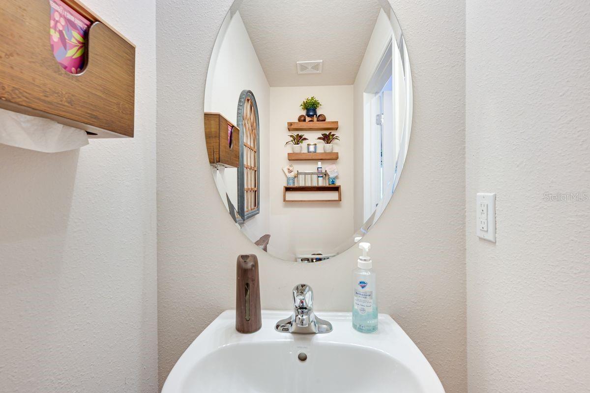 CHAPEL XING PRCL 5 - Residential Lease