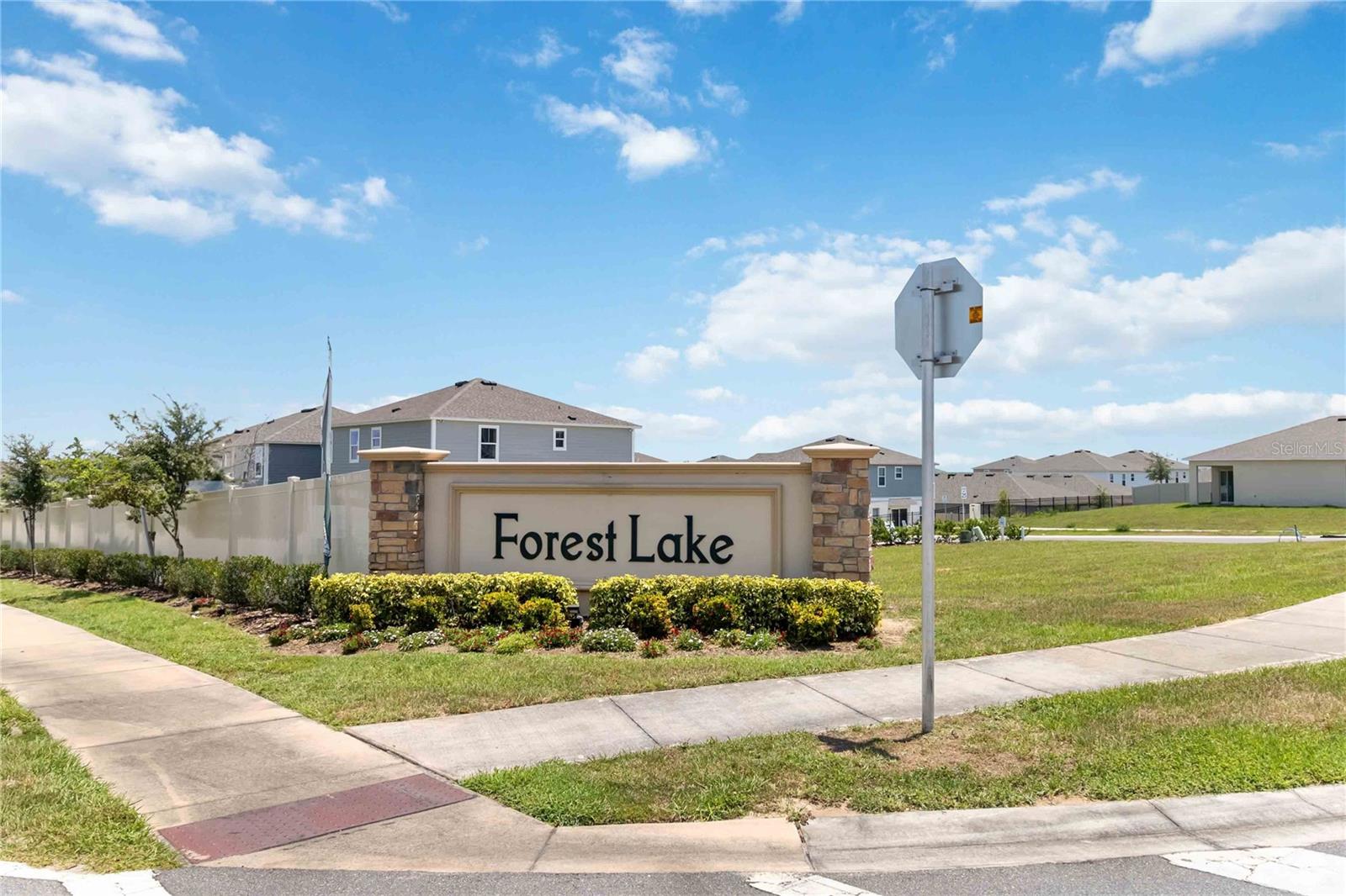 2441 OAKWOOD LANE