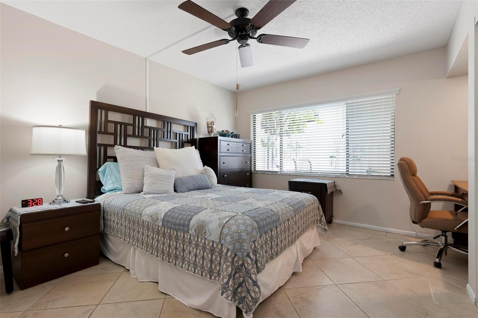 SEA WINDS - Residential