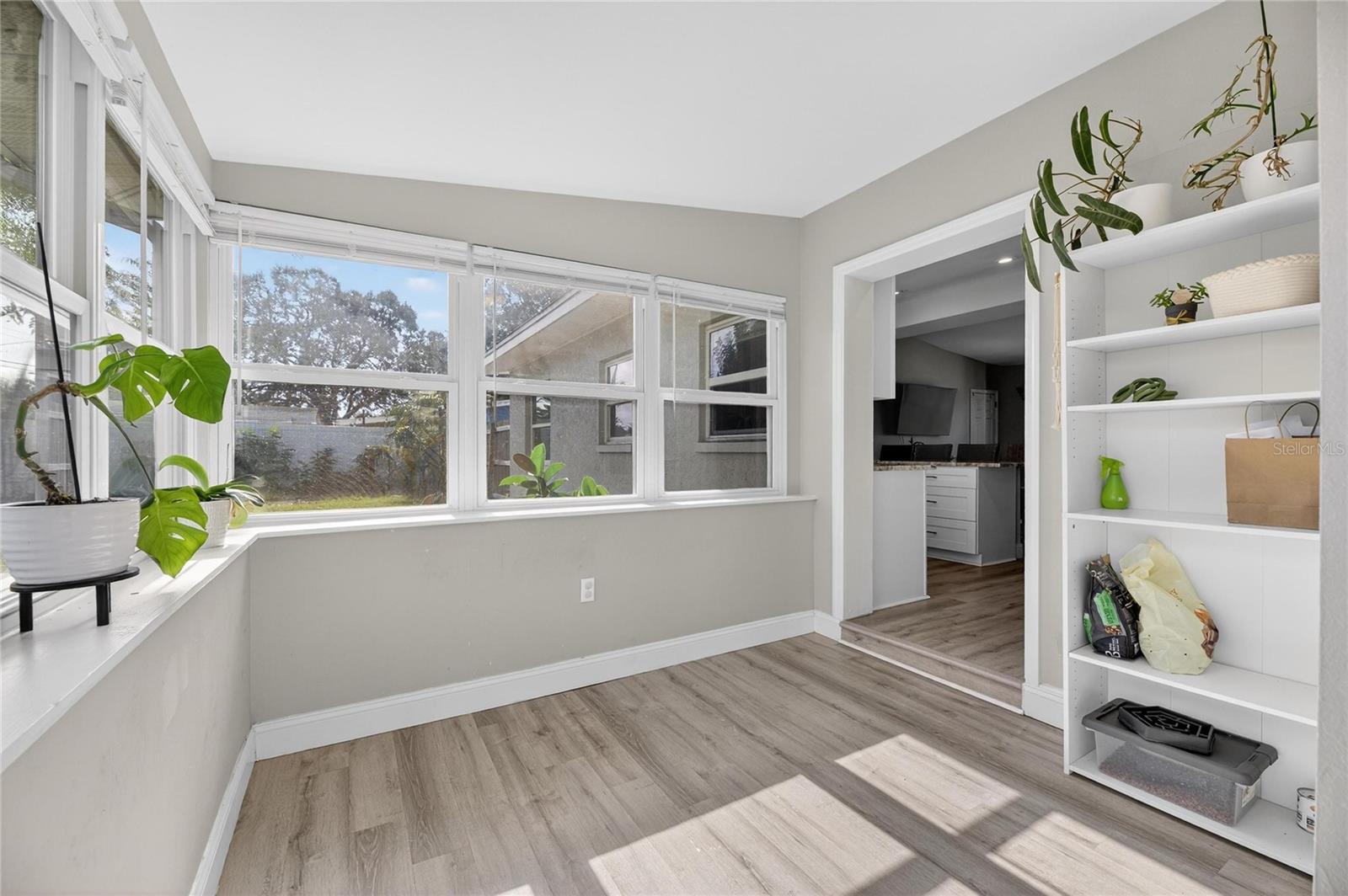 CROSS BAYOU ESTATES 1ST ADD - Residential