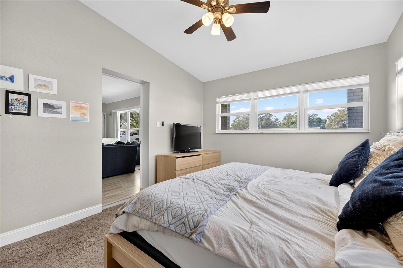 CROSS BAYOU ESTATES 1ST ADD - Residential