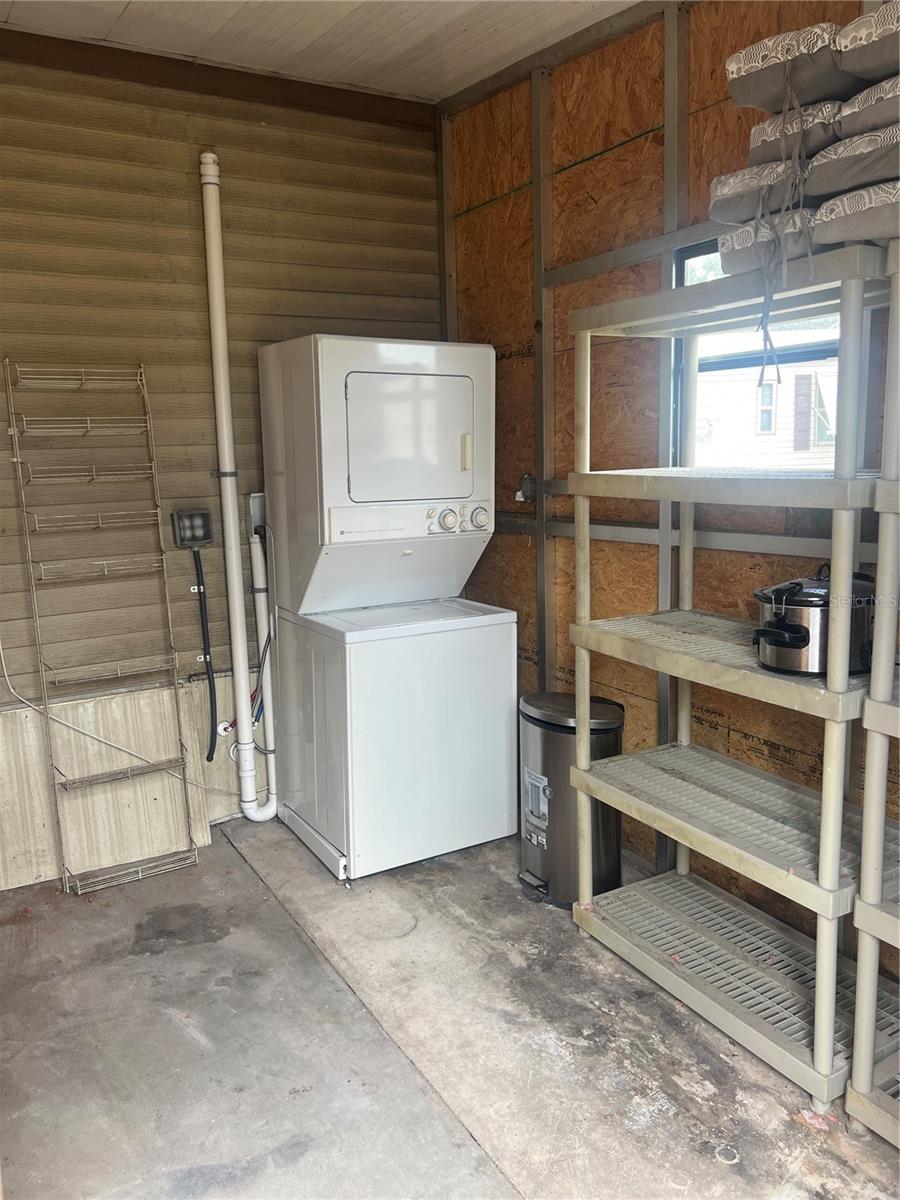 HOLIDAY PARK - Residential