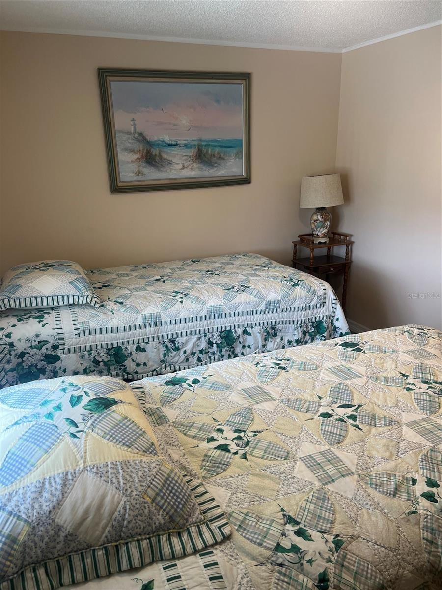 HOLIDAY PARK - Residential