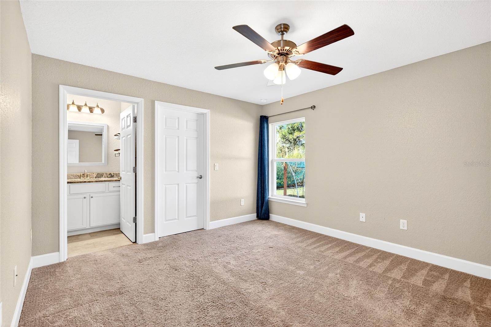 MARION OAKS UN 5 - Residential Lease